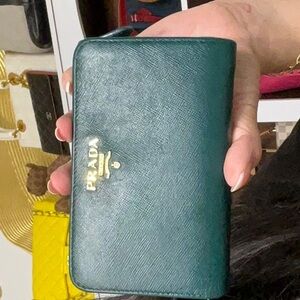 133. PRADA Compact Sold As Is Desc In Live No Cancel/returns